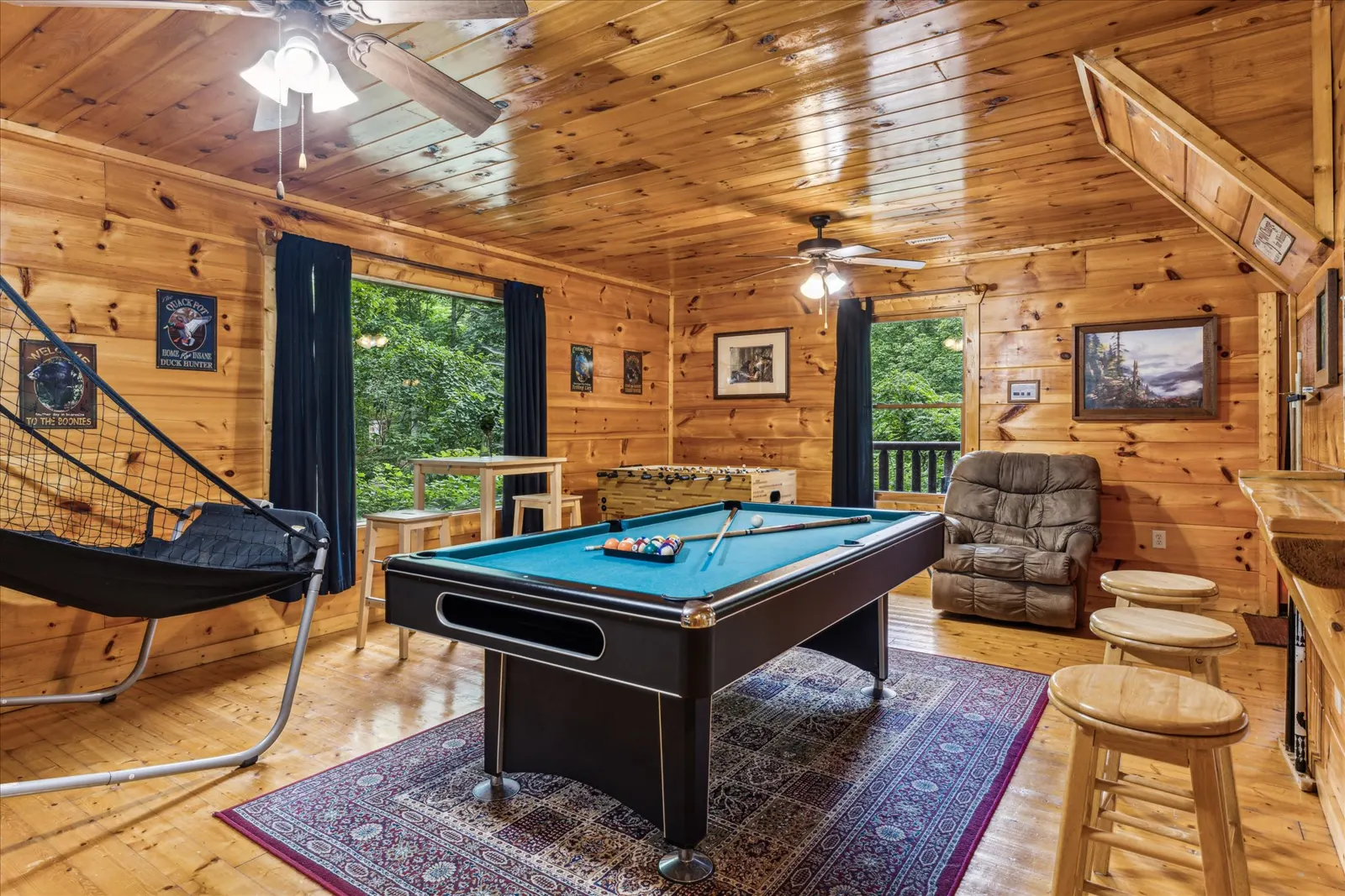Brave Eagle by Great Smoky Mountains Cabin Rentals | Gatlinburg Cabin Rentals | Pigeon Forge Cabin Rentals